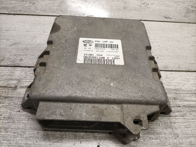 bontott PEUGEOT 206 Motorvezérlő