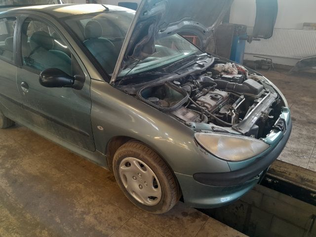 bontott PEUGEOT 206 Nívópálca