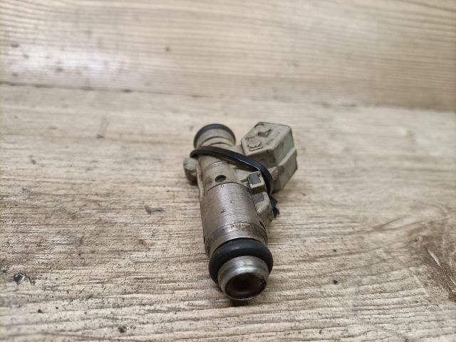 bontott PEUGEOT 206 Porlasztó (1 db)