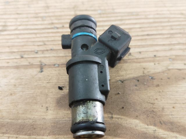 bontott PEUGEOT 206 Porlasztó (1 db)