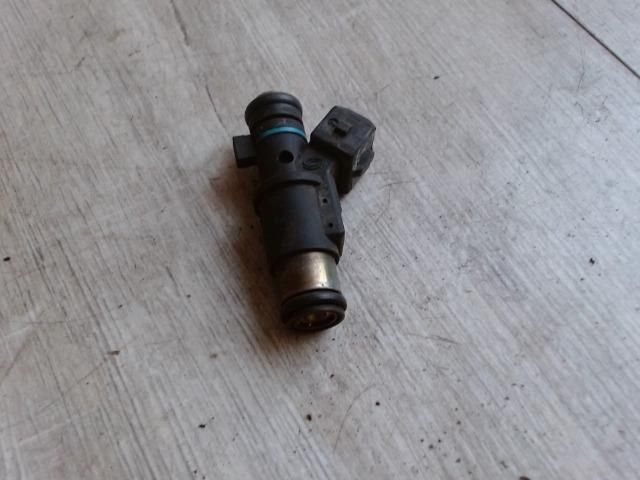 bontott PEUGEOT 206 Porlasztó (1 db)