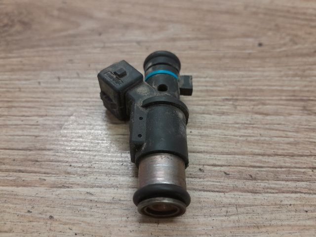 bontott PEUGEOT 206 Porlasztó (1 db)