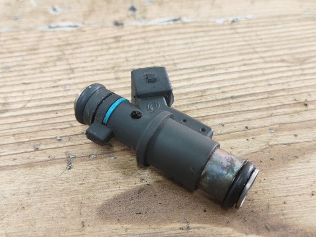 bontott PEUGEOT 206 Porlasztó (1 db)