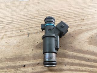 bontott PEUGEOT 206 Porlasztó (1 db)