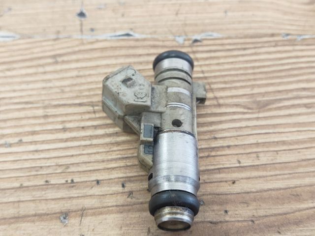 bontott PEUGEOT 206 Porlasztó (1 db)