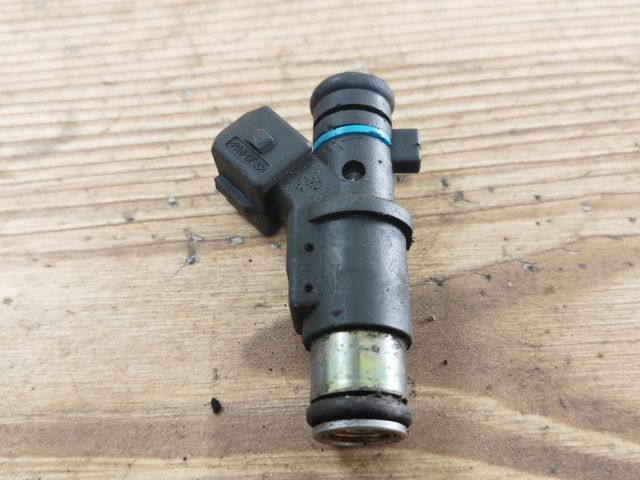 bontott PEUGEOT 206 Porlasztó (1 db)