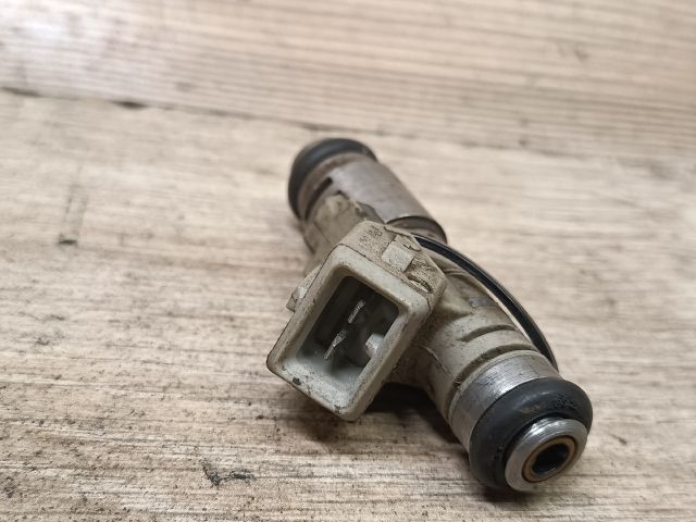 bontott PEUGEOT 206 Porlasztó (1 db)