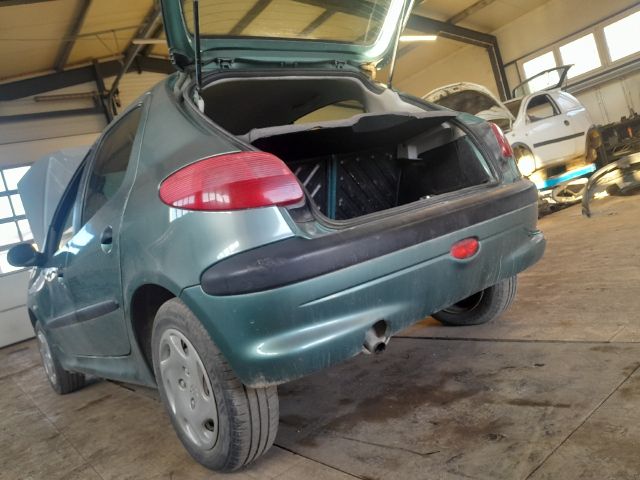 bontott PEUGEOT 206 Porlasztó Sor / Híd