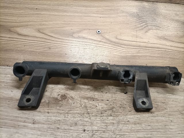 bontott PEUGEOT 206 Porlasztó Sor / Híd