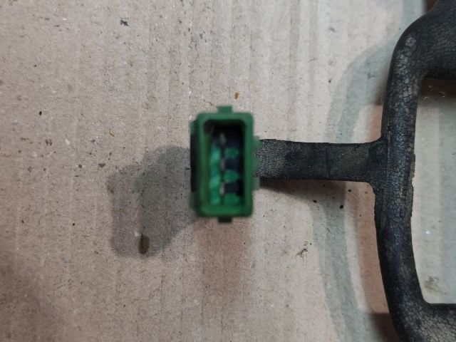 bontott PEUGEOT 206 Porlasztó Sor / Híd