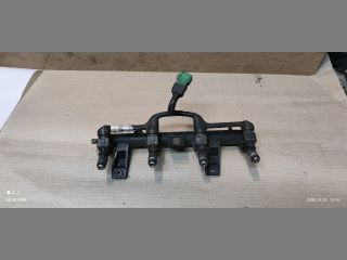 bontott PEUGEOT 206 Porlasztó Sor / Híd