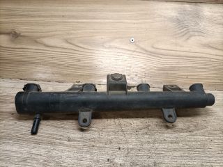 bontott PEUGEOT 206 Porlasztó Sor / Híd