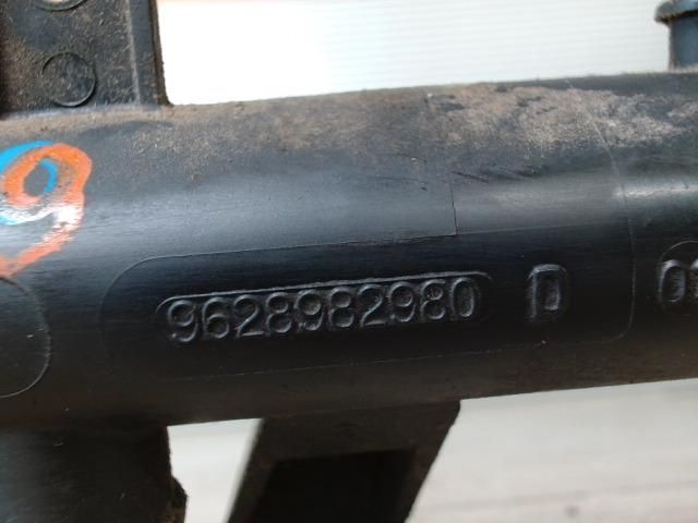 bontott PEUGEOT 206 Porlasztó Sor / Híd