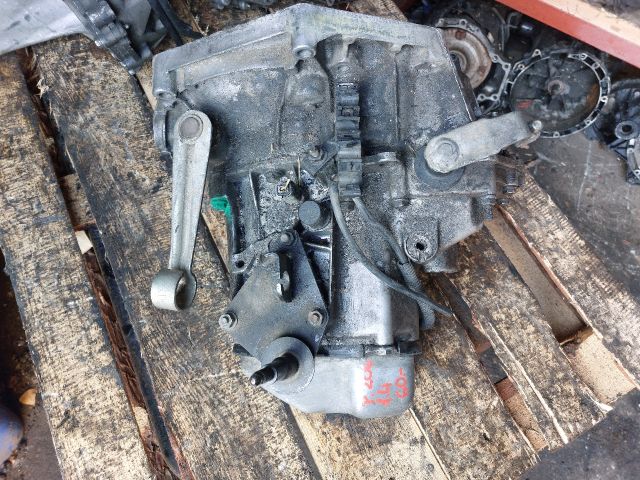 bontott PEUGEOT 206 Váltó (Mechanikus)