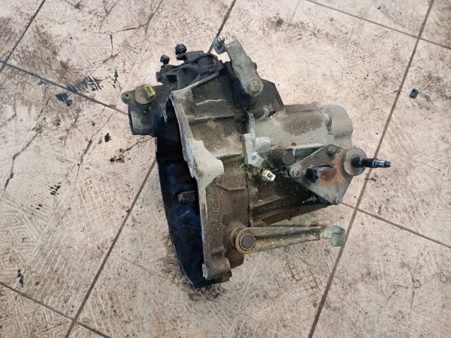 bontott PEUGEOT 206 Váltó (Mechanikus)