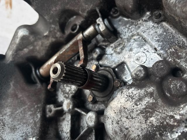 bontott PEUGEOT 206 Váltó (Mechanikus)