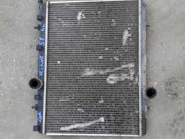 bontott PEUGEOT 206 Vízhűtő Radiátor (Klímás)