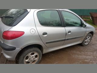 bontott PEUGEOT 206 Jobb Féltengely