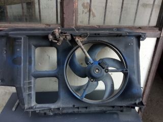 bontott PEUGEOT 206 Komplett Homlokfal (Részeivel)