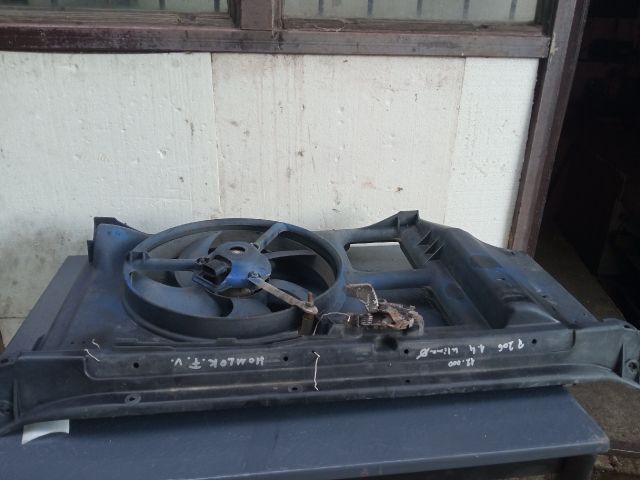 bontott PEUGEOT 206 Komplett Homlokfal (Részeivel)