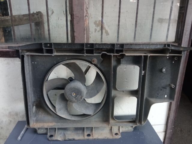 bontott PEUGEOT 206 Komplett Homlokfal (Részeivel)