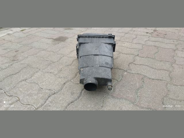 bontott PEUGEOT 206 Légszűrő Ház