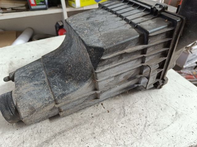 bontott PEUGEOT 206 Légszűrő Ház