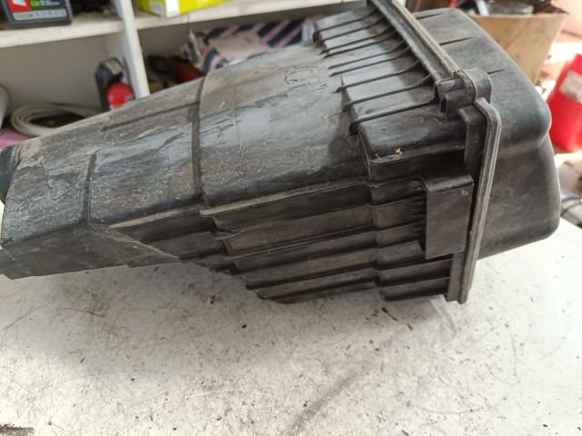 bontott PEUGEOT 206 Légszűrő Ház