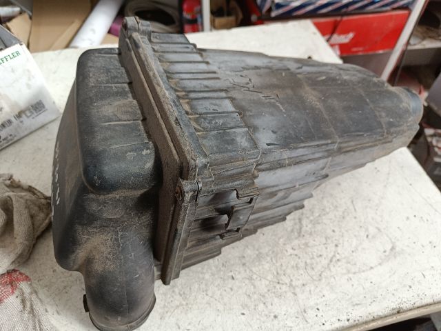 bontott PEUGEOT 206 Légszűrő Ház