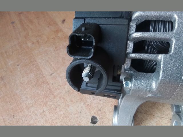 bontott PEUGEOT 206 Generátor