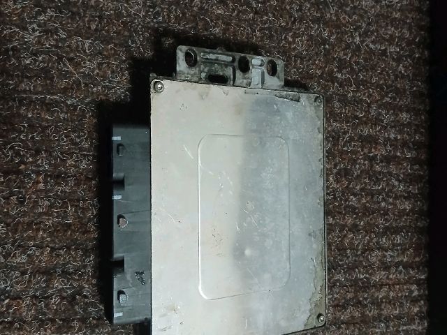 bontott PEUGEOT 206 Motorvezérlő