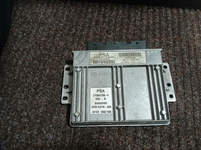 bontott PEUGEOT 206 Motorvezérlő