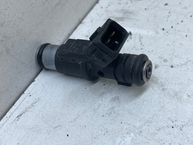 bontott PEUGEOT 206 Porlasztó (1 db)