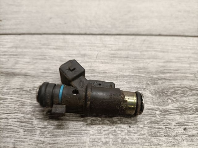 bontott PEUGEOT 206 Porlasztó (1 db)