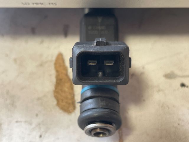 bontott PEUGEOT 206 Porlasztó (1 db)