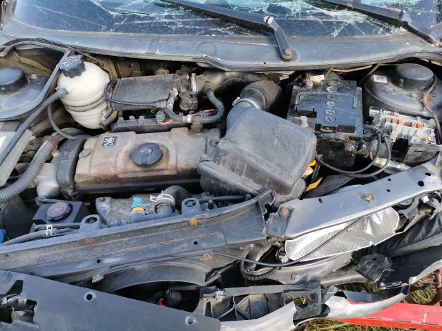 bontott PEUGEOT 206 Szervócső