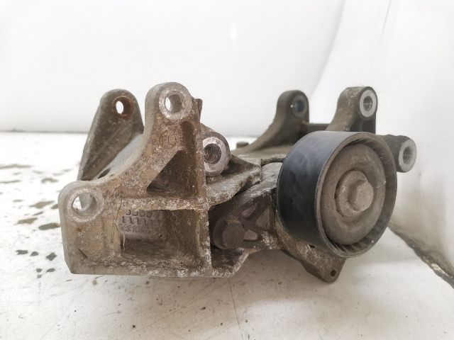 bontott PEUGEOT 206 Generátor Tartó Bak