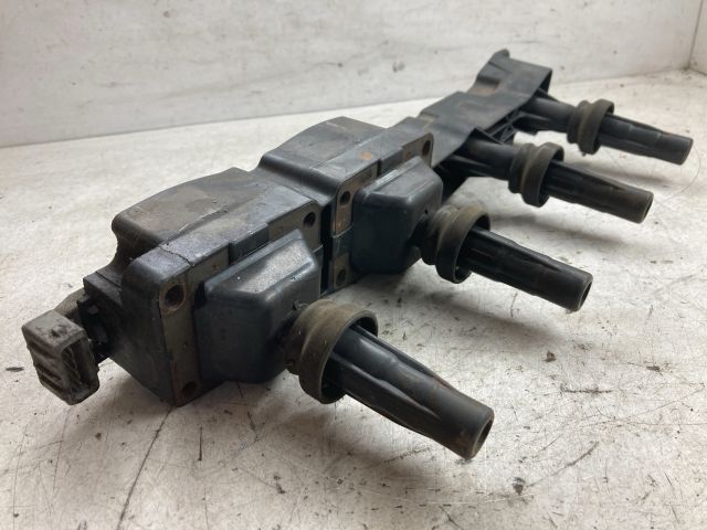 bontott PEUGEOT 206 Gyújtótrafó