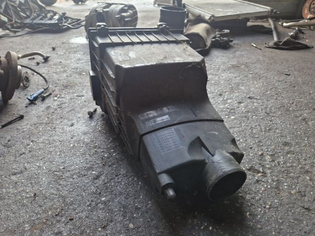 bontott PEUGEOT 206 Légszűrő Ház