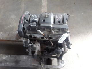 bontott PEUGEOT 206 Motor (Fűzött blokk hengerfejjel)