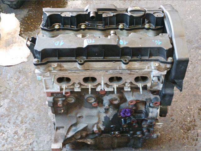 bontott PEUGEOT 206 Motor (Fűzött blokk hengerfejjel)