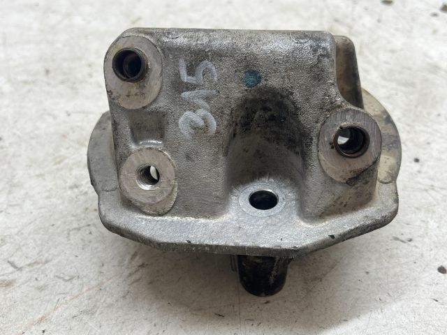 bontott PEUGEOT 206 Motor Tartó Bak (Fém)