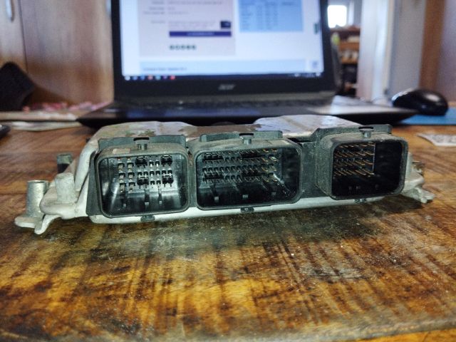 bontott PEUGEOT 206 Motorvezérlő