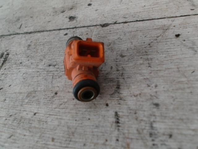 bontott PEUGEOT 206 Porlasztó (1 db)