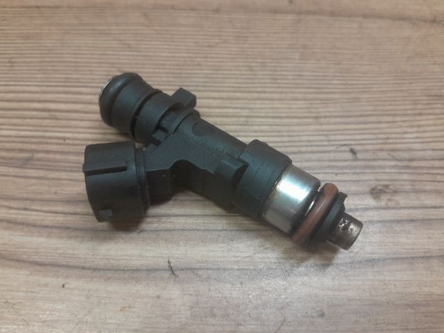 bontott PEUGEOT 206 Porlasztó (1 db)