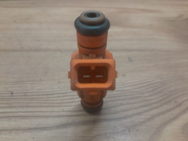 bontott PEUGEOT 206 Porlasztó (1 db)