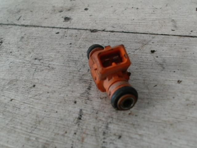 bontott PEUGEOT 206 Porlasztó (1 db)