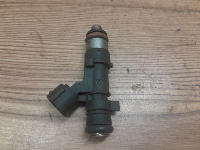 bontott PEUGEOT 206 Porlasztó (1 db)