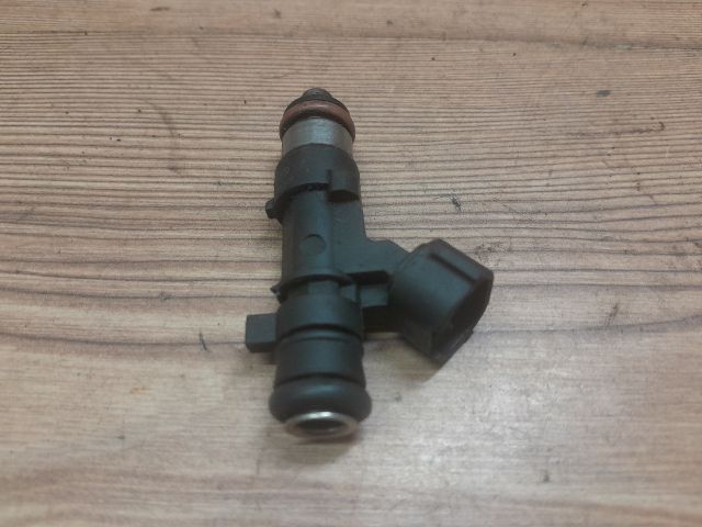 bontott PEUGEOT 206 Porlasztó (1 db)