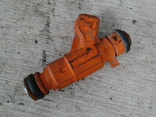 bontott PEUGEOT 206 Porlasztó (1 db)